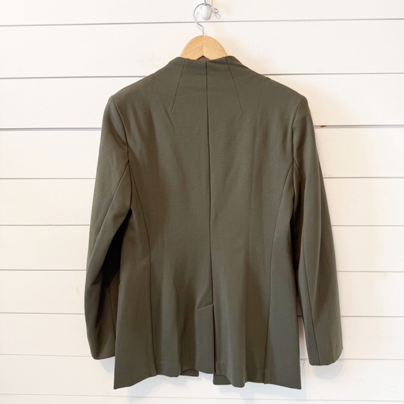 NWTs Banana Republic Women’s Ponte collarless blazer in olive green Size small - Picture 3 of 7